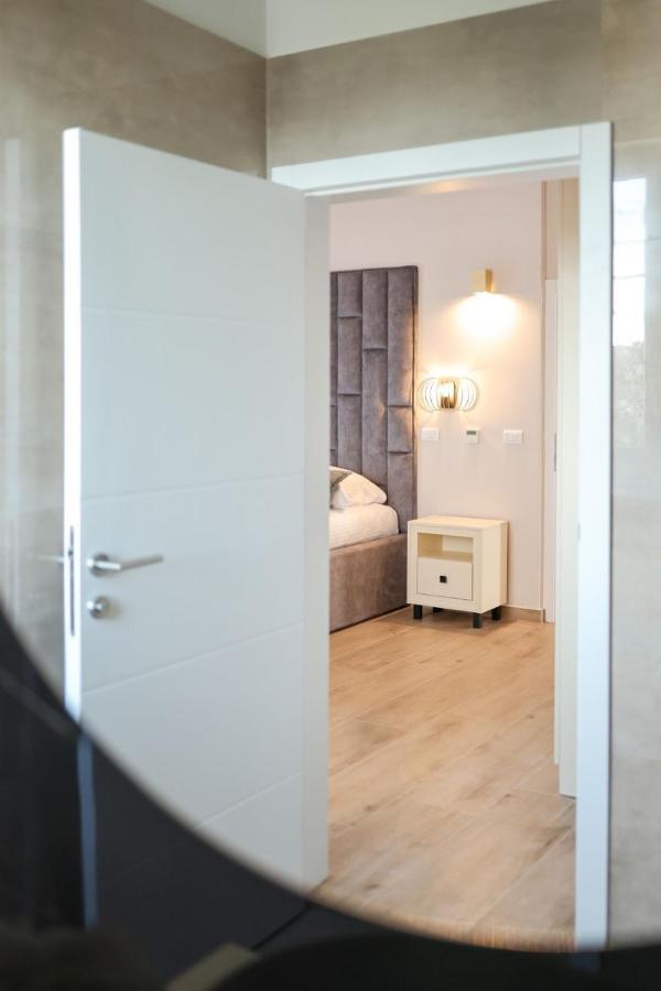 Castello Exclusive Rooms With Breakfast - By Ta Leut Agency Privlaka  Buitenkant foto