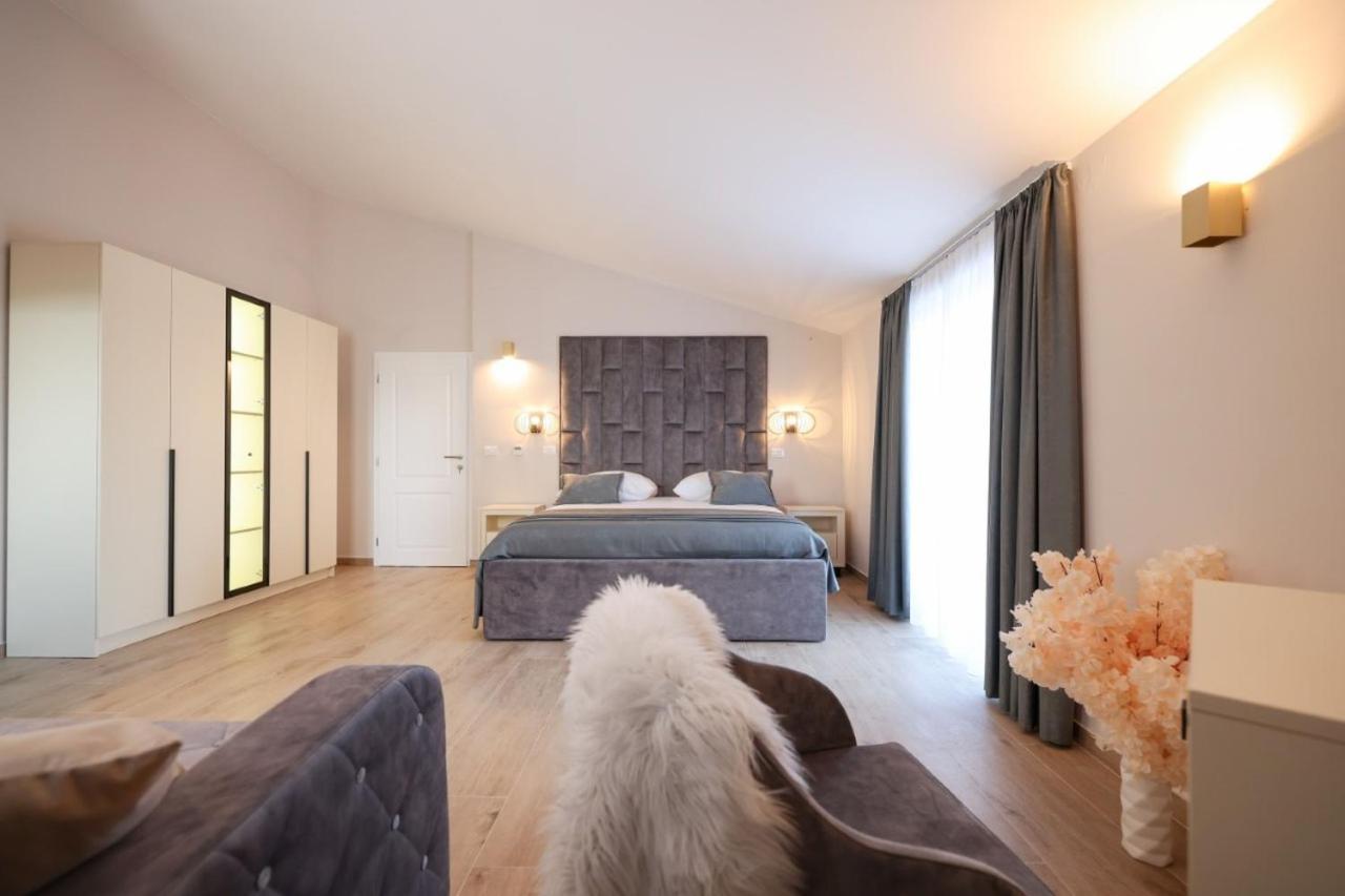 Castello Exclusive Rooms With Breakfast - By Ta Leut Agency Privlaka  Buitenkant foto