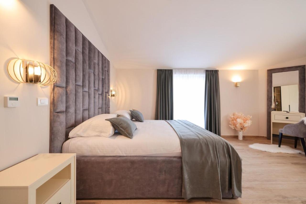 Castello Exclusive Rooms With Breakfast - By Ta Leut Agency Privlaka  Buitenkant foto